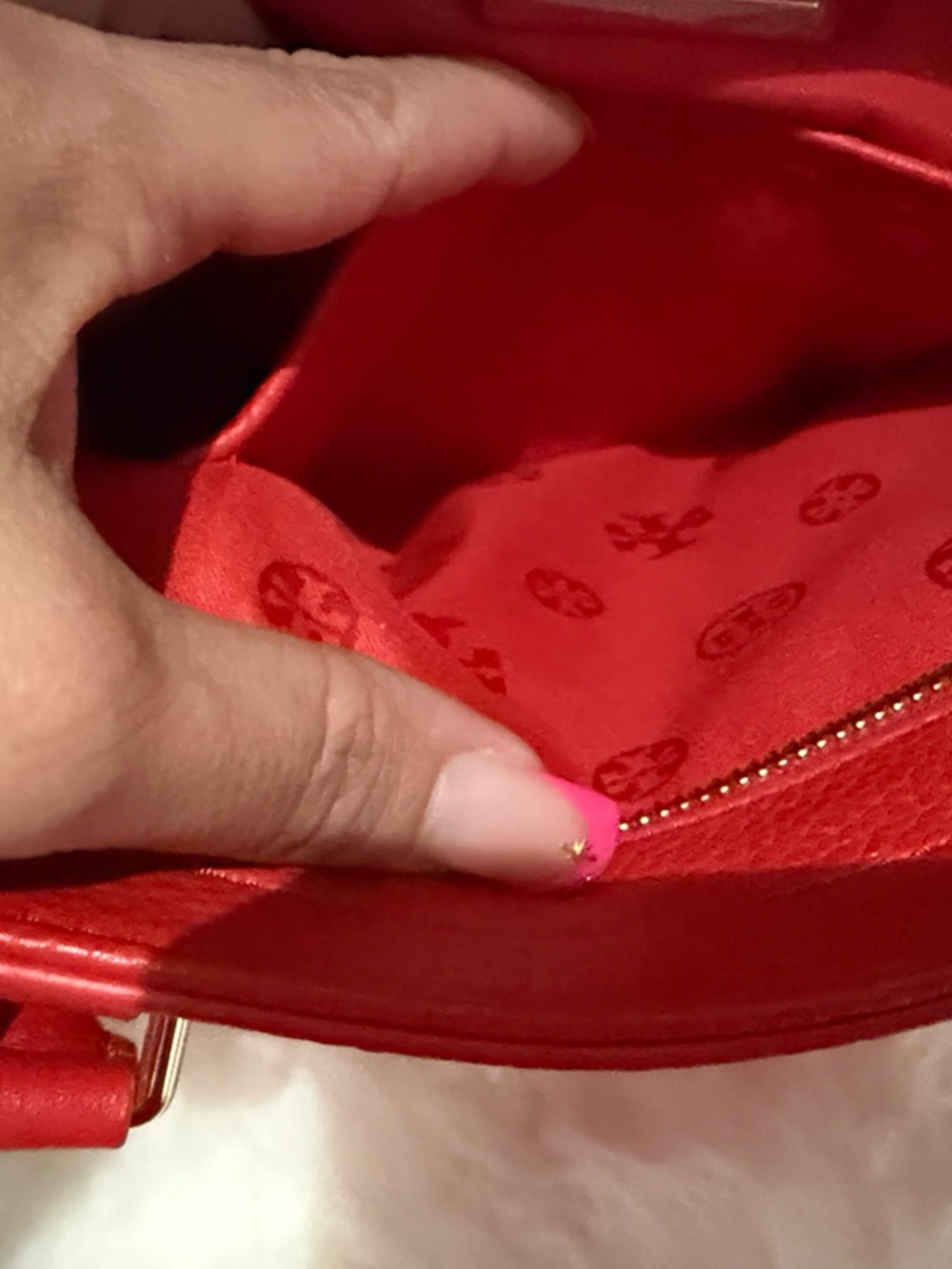 Tory Burch Vibrant Red Pebbled Leather Tassel Tote - Picture 8 of 14
